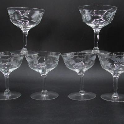 Lot of 6 Vintage Etched Sherbet Wine Cocktail Glasses