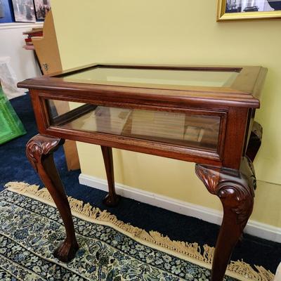 Vintage Vitrine Display Case Table Carved Legs Claw & Ball feet 27x16x30