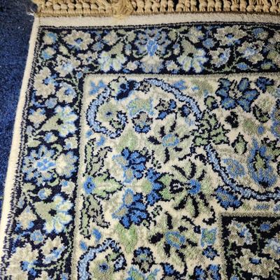 Large Area Rug Blue Green White Black 10' x 6.5'