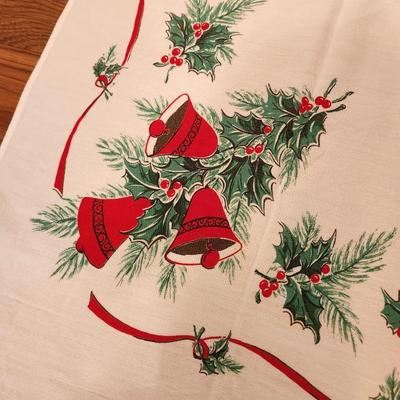 Lot #93 Vintage Cotton Christmas Tablecloth