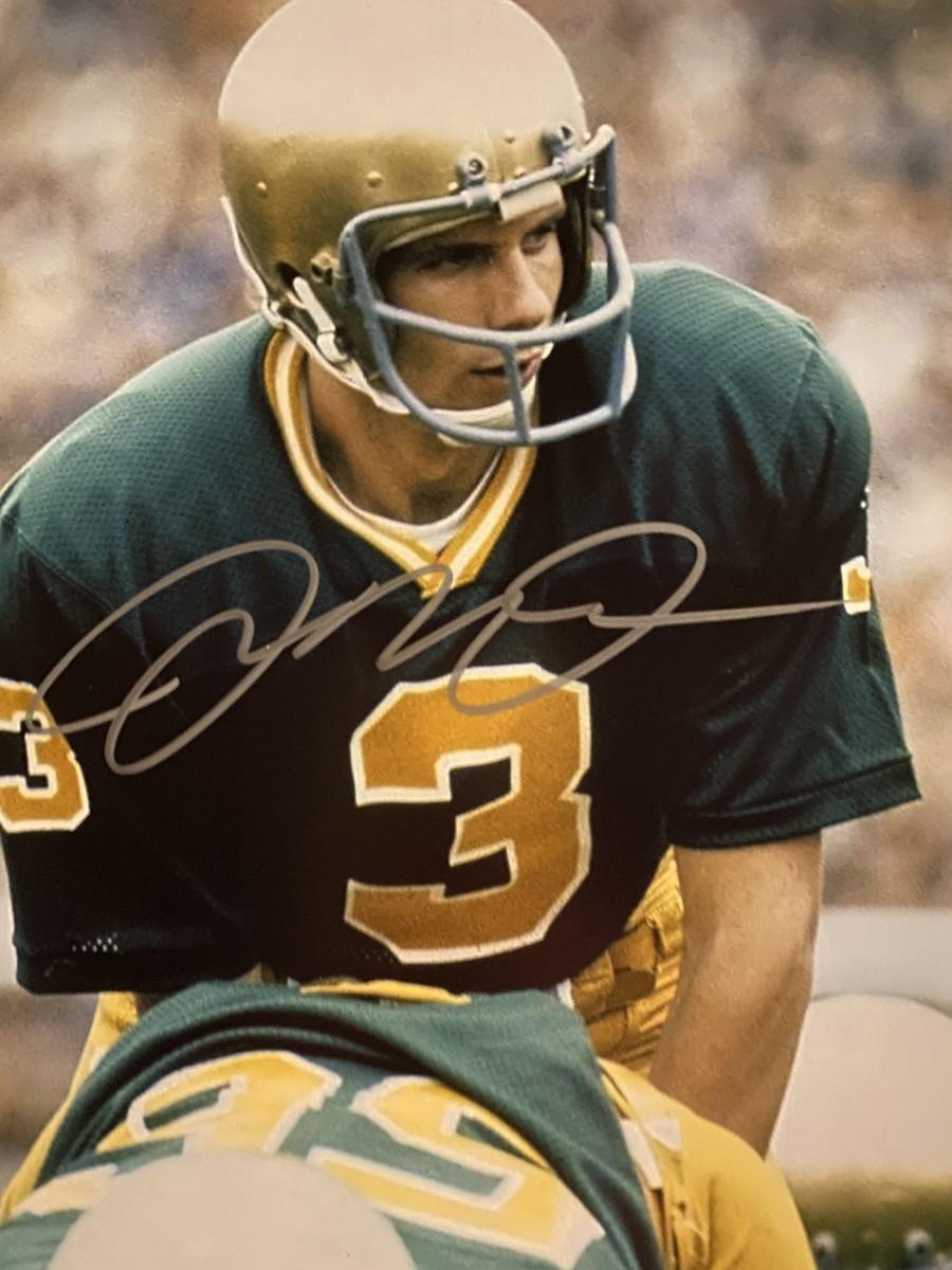 Notre Dame Joe Montana signed photo