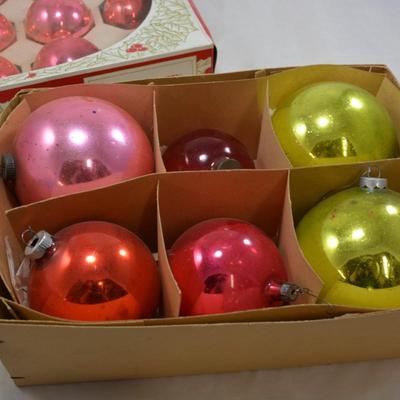 Lot of Vintage â€œShiny Briteâ€ Christmas Ornaments