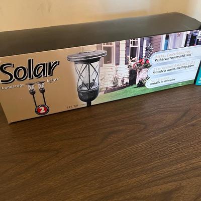 New In Box Solar Lights, Spin Scrubber & More (DR-RG)