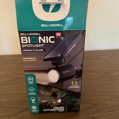 New In Box Solar Lights, Spin Scrubber & More (DR-RG)