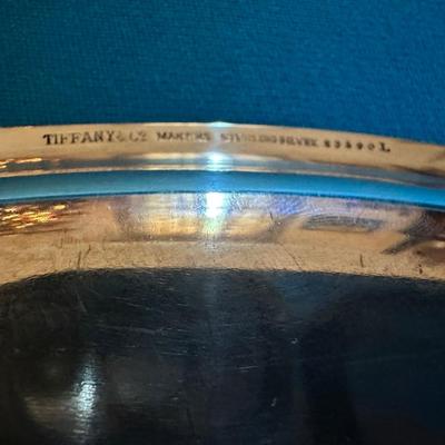 TIFFANY & CO STERLING SILVER OVAL TRAY SHELL DESIGN