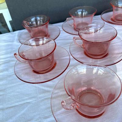 8 Vintage Blush Pink Depression Glass Optic tea coffee cups saucers 1940s