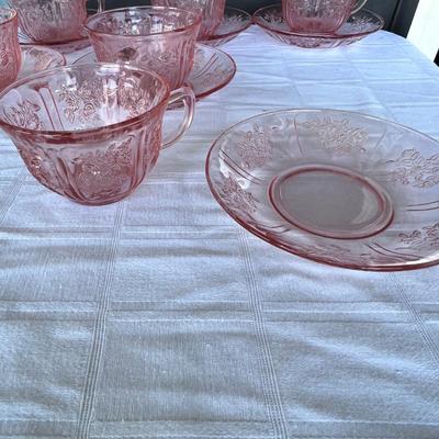 6 Vintage Blush Pink Depression Glass SHARON tea coffee cups and saucers