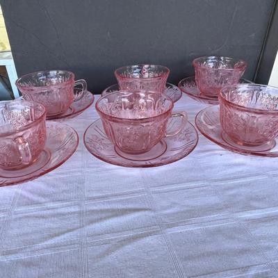 6 Vintage Blush Pink Depression Glass SHARON tea coffee cups and saucers