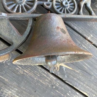 VINTAGE CAST IRON FARM BELL