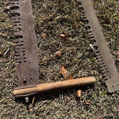 ANTIQUE CROSSCUT SAW LOT