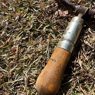 ANTIQUE DRAW KNIFE TOOL