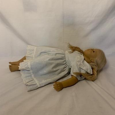 Annette Himstedt â€œJuleâ€ Doll (LR-HS)