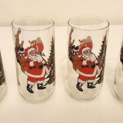 Lot #108 Great Set of 4 Vintage Luminarc Drinking Glasses - SANTA