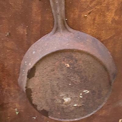 #5 Skillet and Dutch Oven