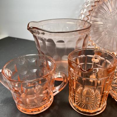 Jeanette and Whithall glass Pink Optic