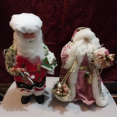 2 FREESTANDING SANTAS, 1 FROM NORTH POLE