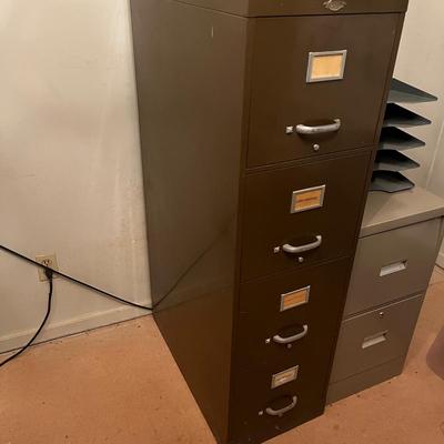 Metal File Cabinets & Sentry Safe (DR-MG)