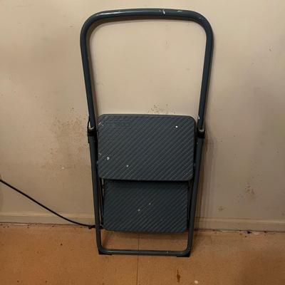 Two Cosco Step Stools & Plastic Step (DR-MG)