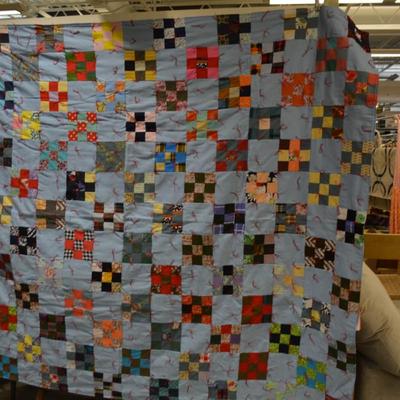 Hand-Tied Comforter, Singers Glen, Virginia 82â€x64â€