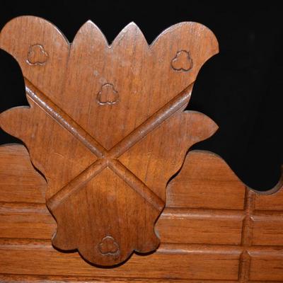 Antique New Haven Clock Co. Mantle Clock, Running w/ Key 23.5â€x14.25â€x4.75â€