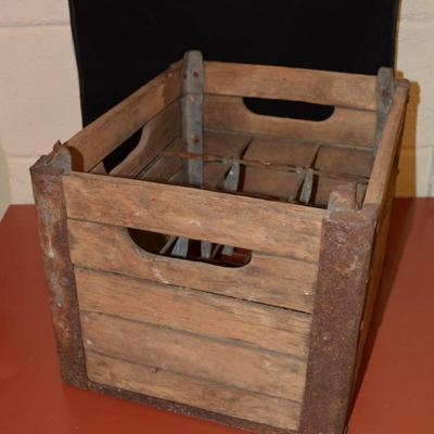 Antique/Vintage Colony Farms Milk Crate Denbigh, Virginia 15â€x12â€x11â€