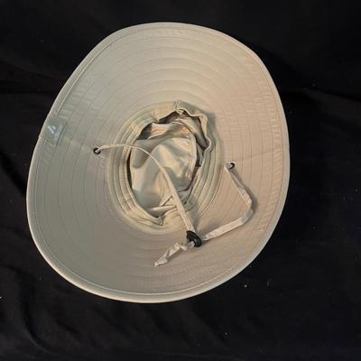 Gardening Tools, Books & More (DR-MG)