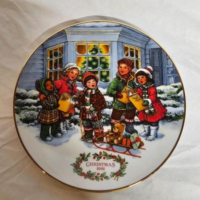 Gold Trimmed Avon + Bing & Grondahl Christmas Plates (BS2-JS)