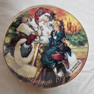 Gold Trimmed Avon + Bing & Grondahl Christmas Plates (BS2-JS)