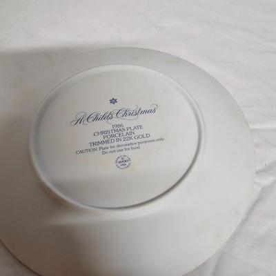 Gold Trimmed Avon + Bing & Grondahl Christmas Plates (BS2-JS)