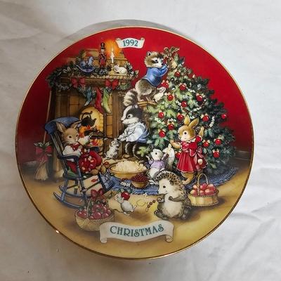 Gold Trimmed Avon + Bing & Grondahl Christmas Plates (BS2-JS)