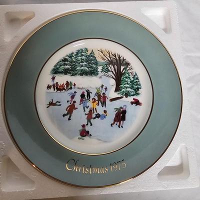 Gold Trimmed Avon + Bing & Grondahl Christmas Plates (BS2-JS)