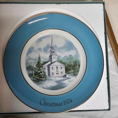Gold Trimmed Avon + Bing & Grondahl Christmas Plates (BS2-JS)