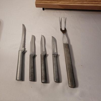 Knives, Sharpener and Cutting Boards (K-CE)