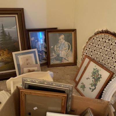 Pictures & frames