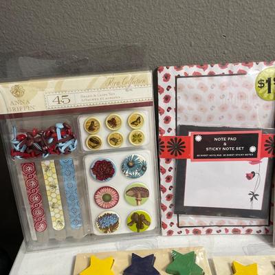 Sticker pack, note pads and accessories