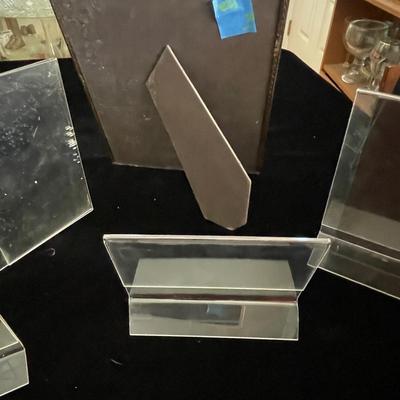 VARIOUS SIZE PICTURE FRAMES