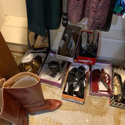 Women’s clothes