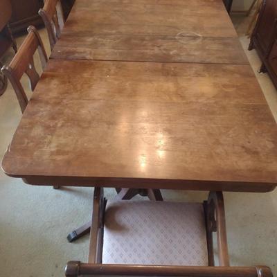 Vintage Solid Wood Walnut Dining Table with Six Matching Chairs Two are Carver's Chairs