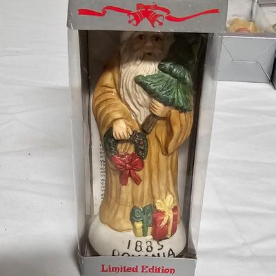 Porcelain Antique Santa Collectibles (BS2-JS)