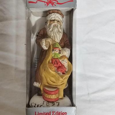 Porcelain Antique Santa Collectibles (BS2-JS)