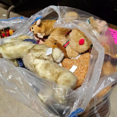 Who Let the Reindeer Out? (BS2-JS)