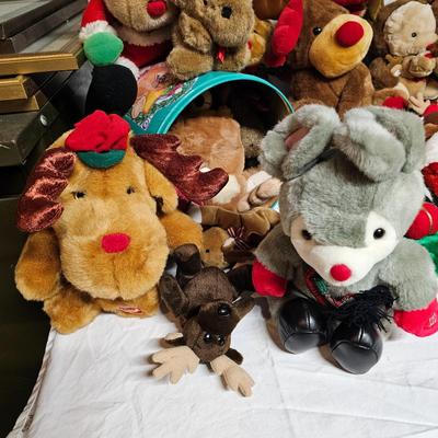 Who Let the Reindeer Out? (BS2-JS)