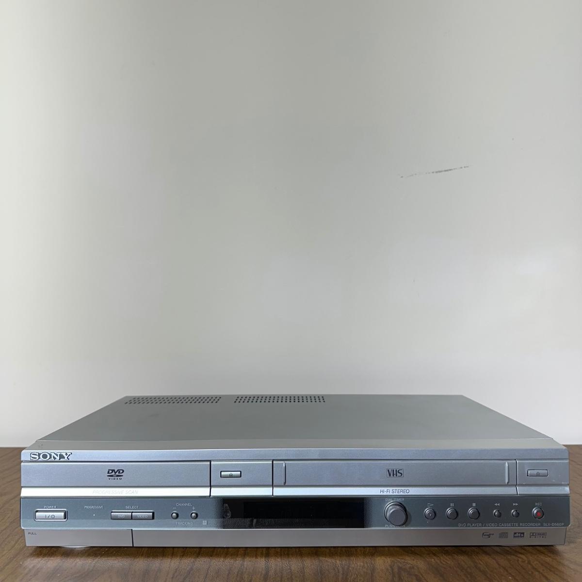 LOT 28L Sony DVD Player/Video Cassette Recorder w/ VHS Videos