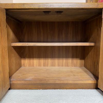 LOT 117UB2: Vintage Lane Furniture Brutalist Highboy, 2 Nightstands, And Headboard Set