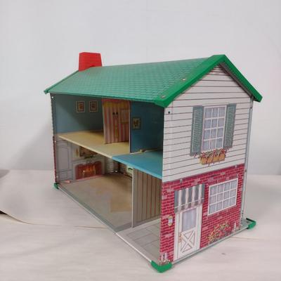 Vintage Metal Lithograph Dollhouse- Wolverine Toy Co.- Approx 22 1/2