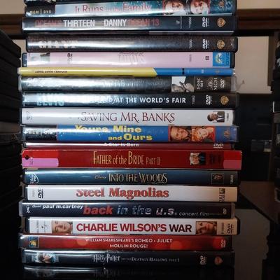 A COLLECTION OF MOVIES ON DVD (6)