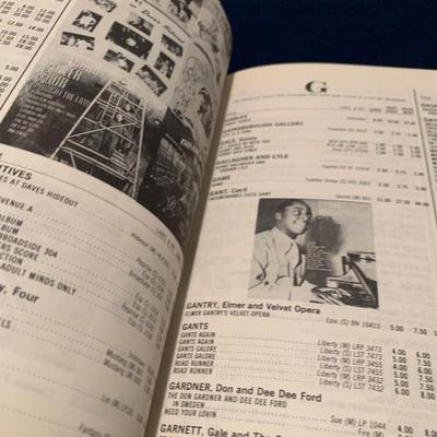 1977 Record Album Guide 185pp. Illustrated