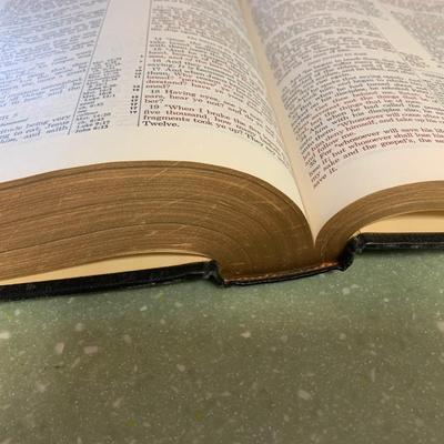 Large Leather Bound King James Bible CLEAN
