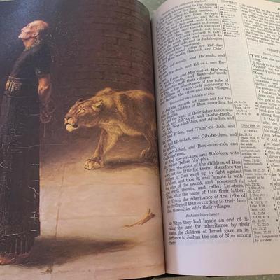 Large Leather Bound King James Bible CLEAN