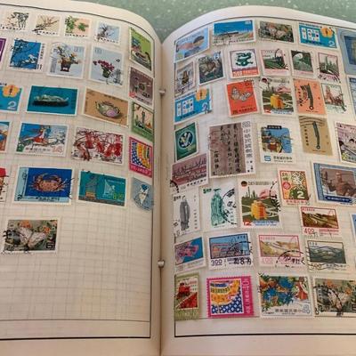 Statesman Deluxe Stamp Collection